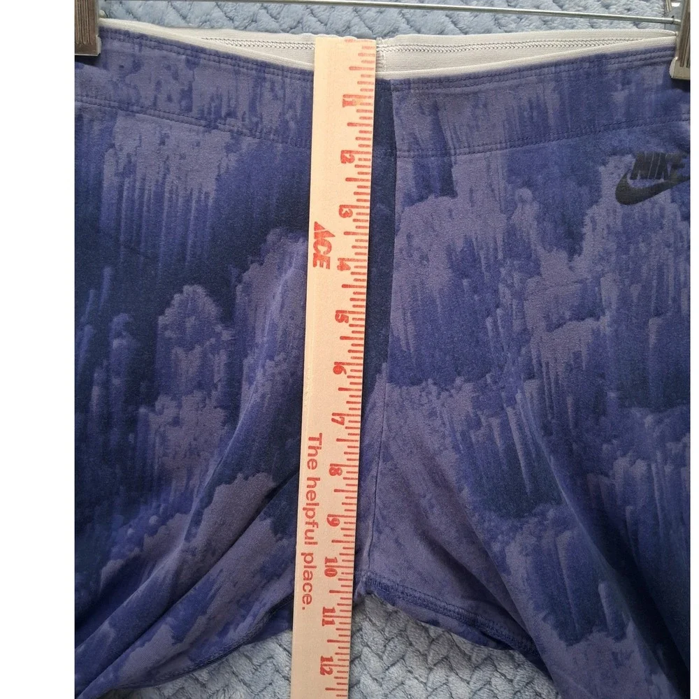 Nike Sportswear Womens Medium Purple Abstract Glacier Print Leggings NSW AOP1